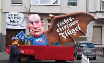 El AfD había iniciado una demanda contra la ex canciller Angela Merkel por haber criticado públicamente la elección de Thomas Kemmerich