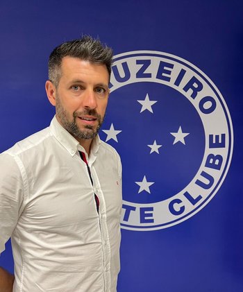 Pezzolano tomó el mando de Cruzeiro