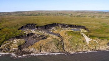 Efectos del deshielo del permafrost en la costa del ártico canadiense