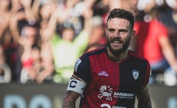 Nández, jugador del Cagliari, fue denunciado en diciembre de 2021. Foto de archivo