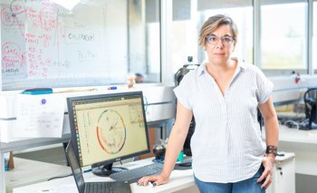 Daiana Mir, ganadora del premio Por las Mujeres en la Ciencia 2022