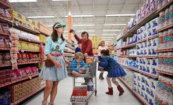 La familia Gladney en el supermercado