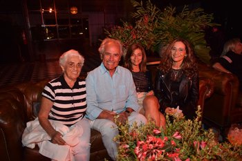 Gloria, Raul, Silvina y Laura Chimi