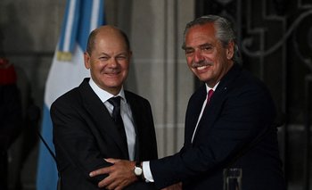 El canciller aleman junto al presidente argentino