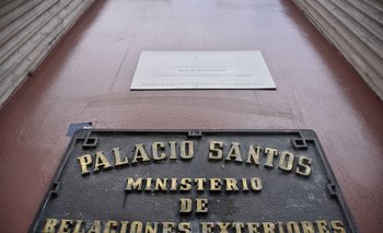 Fachada del Palacio Santos de Cancillería