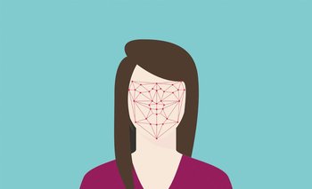 El reconocimiento facial es más eficiente que el sistema de huellas dactilares, según Clearview AI.