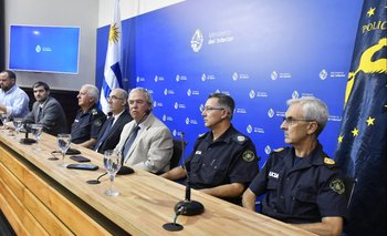Conferencia de prensa del Ministerio del Interior en la que el ministro Luis Alberto Heber anunció el cese de Diego Fernández y Jorge Berriel