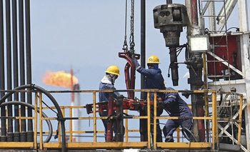 Tras casi un año de desencadenarse la guerra en Ucrania, “los mercados de petróleo se sitúan en una relativa calma”, según el informe de la agencia