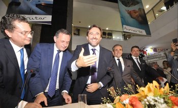 Ferrés, Delgado, Cardoso, Monzeglio y Curbelo durante la asunción en el Ministerio de Turismo