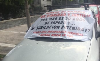 Pintado Otero se instaló en ese auto frente a la residencia de Suárez