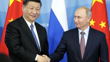 Los presidentes de China y de Rusia y Vladimir Putin,