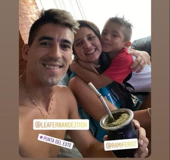Leandro Fernández y su familia en Punta del Este