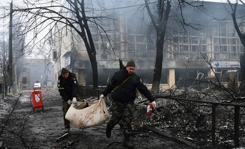 El horror de la guerra y la muerte en Kiev