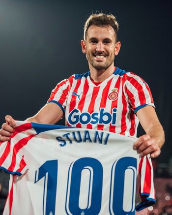 Cristhian Stuani festejó su gol número 100 para Girona