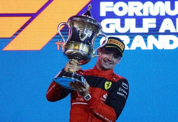 Leclerc se llevó el primer Gran Premio del año en Baréin