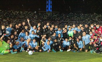 El festejo de la selección uruguaya luego de la clasificación al Mundial de Catar 2022