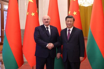 Los presidentes de China, Xi Jinping, y de Bielorrusia, Alexandr Lukashenko