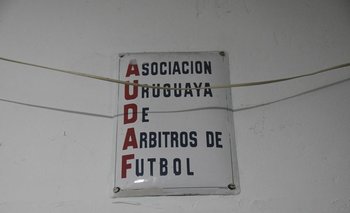 Asociación Uruguaya de Árbitros de Fútbol