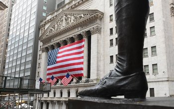 A pesar del aumento sostenido de los precios, Wall Street sube con más fuerza