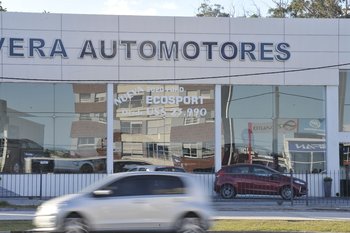 En mazo se vendieron casi 6.000 vehículos 0 km en Uruguay. 