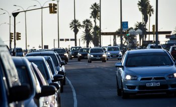 Por cada kilómetro recorrido, cada auto en Uber o Cabify aporta 0,45 unidades indexadas a la Intendencia de Montevideo
