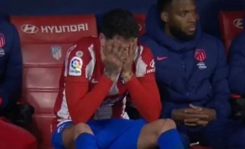 Así se tomó el rostro José María Giménez cuando Simeone lo cambió a los 86 minutos del partido del sábado ante Alavés; este domingo no entrenó, pero tienen fe de que llegue ante Manchester City