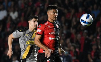 Peñarol recibirá el miércoles a Colón en busca de clasificar a la Copa Sudamericana