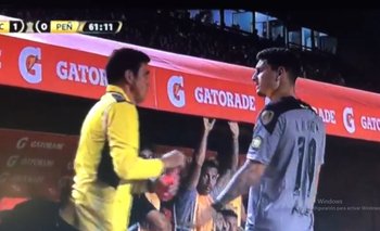 El enojo de Álvarez Martínez con el entrenador al salir de la cancha