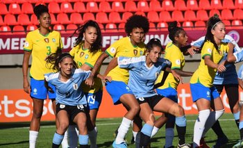 Debut de la sub 20 femenina de Uruguay en el Sudamericano de Chile