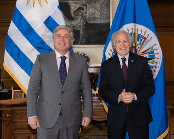 Fotografía oficial del encuentro entre Bustillo y Almagro