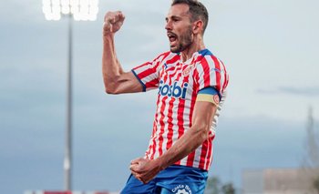 Cristhian Stuani volvió a convertir para Girona y es goleador de la Segunda española