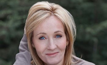 J. K. Rowling ofrece donar hasta un millón de libras a orfanatos ucranianos