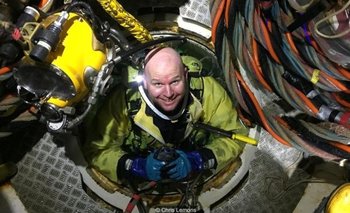 Chris Lemons pasó 30 minutos en el fondo marino luego de que el cable que lo conectaba a la superficie se rompiera.