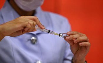 La vacuna de Sinovac es la más utilizada en Chile, al igual que en Uruguay