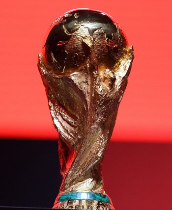La Copa del Mundo no detiene el avance de la historia 