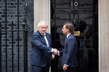 El primer ministro británico, Boris Johnson, y el Lacalle Pou se reunieron este lunes en Downing Street