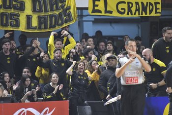   La hinchada de Peñarol celebró de principio a fin