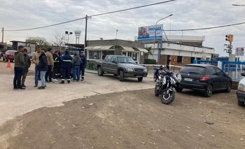 Sindicato de trabajadores de Riogas bloquea la planta de la empresa