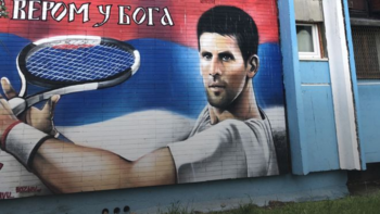 Novak Djokovic vivió parte de su infancia en Banjica, un área residencial a unos 7 km al sur del centro de Belgrado. Allí sufrió los bombardeos de 1999.