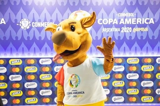 Qué pasó con “Pibe”, el perro mascota de la Copa América mitad argentino y  mitad colombiano?