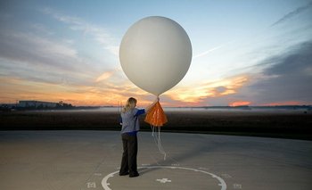 Los "globos sonda" son esenciales para el trabajo meteorológico