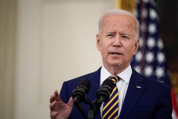 En marzo, Biden dijo que si se probaban las acusaciones contra Cuomo, debería dejar el cargo