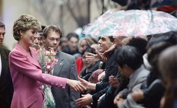 Fotografía de archivo: Diana en París, 1992