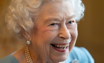 La Reina festeja sus 70 años en el trono