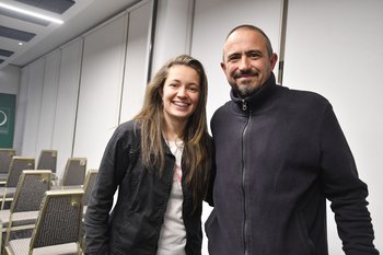 Anabel Ubal y su entrenador de goleros