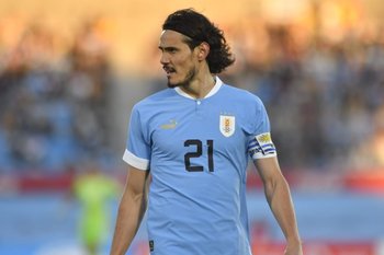 Cavani espera el debut con Uruguay en Qatar 2022