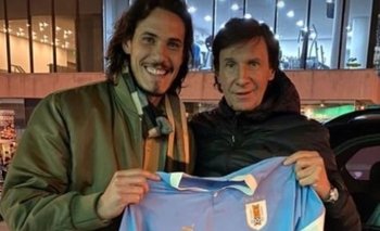 Edinson Cavani y el Bambino Pons, el reconocido periodista argentino, se encontraron en Montevideo