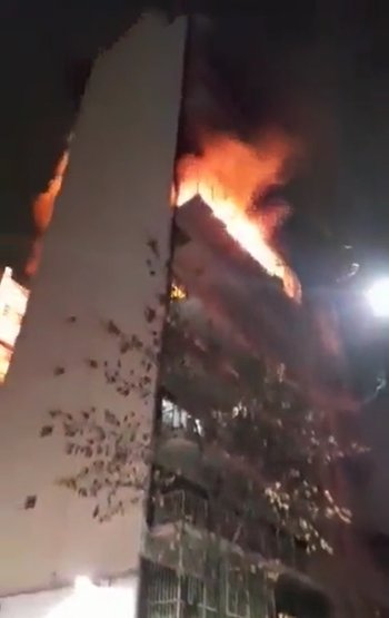 Incendio en un edificio de la calle Ecuador al 1000