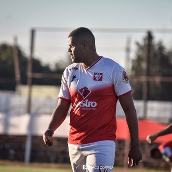 Douglas Jardel Bittencourt, el goleador brasileño de Tacuarembó FC