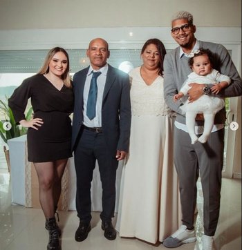 Ronald Araujo en el casamiento de sus padre en Rivera